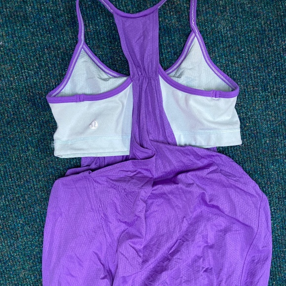 Lululemon workout top - Picture 2 of 2